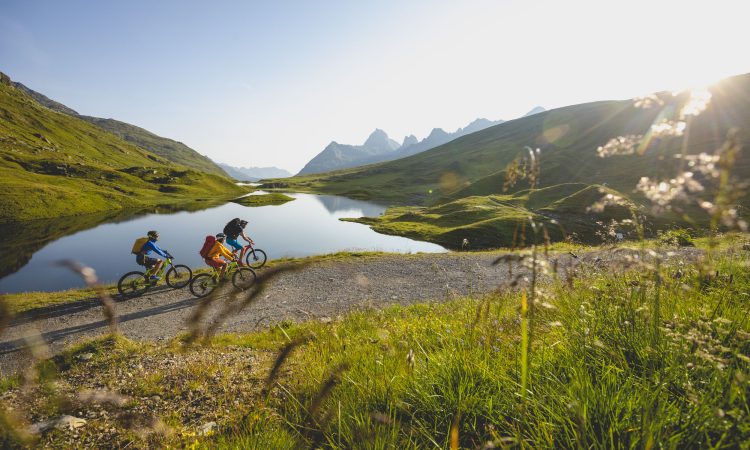 E-Bike-Tour Heilbronner-Langsee (c) Stefan Kothner - Montafon Tourismus-low