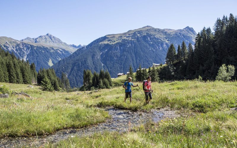 wandern-in-gaschurn-c-daniel-zangerl-montafon-tourismus-gmbh-schruns_web